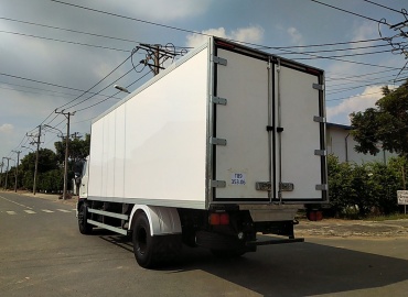 Top 5 yếu tố ảnh hưởng đến giá thùng đông lạnh xe tải